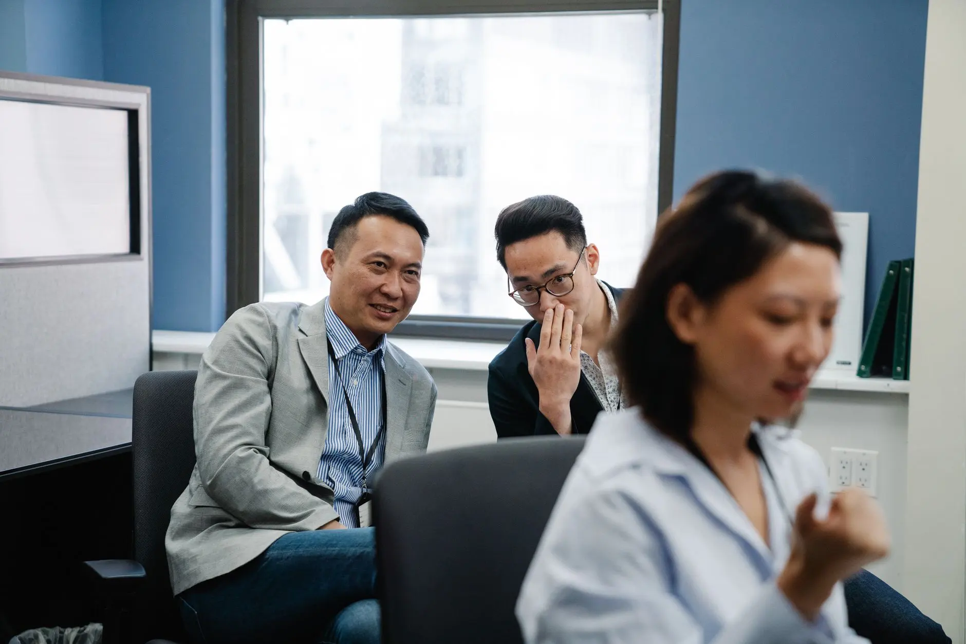 户外广告牌灯箱制作全流程解析：从选材到发光字安装要点