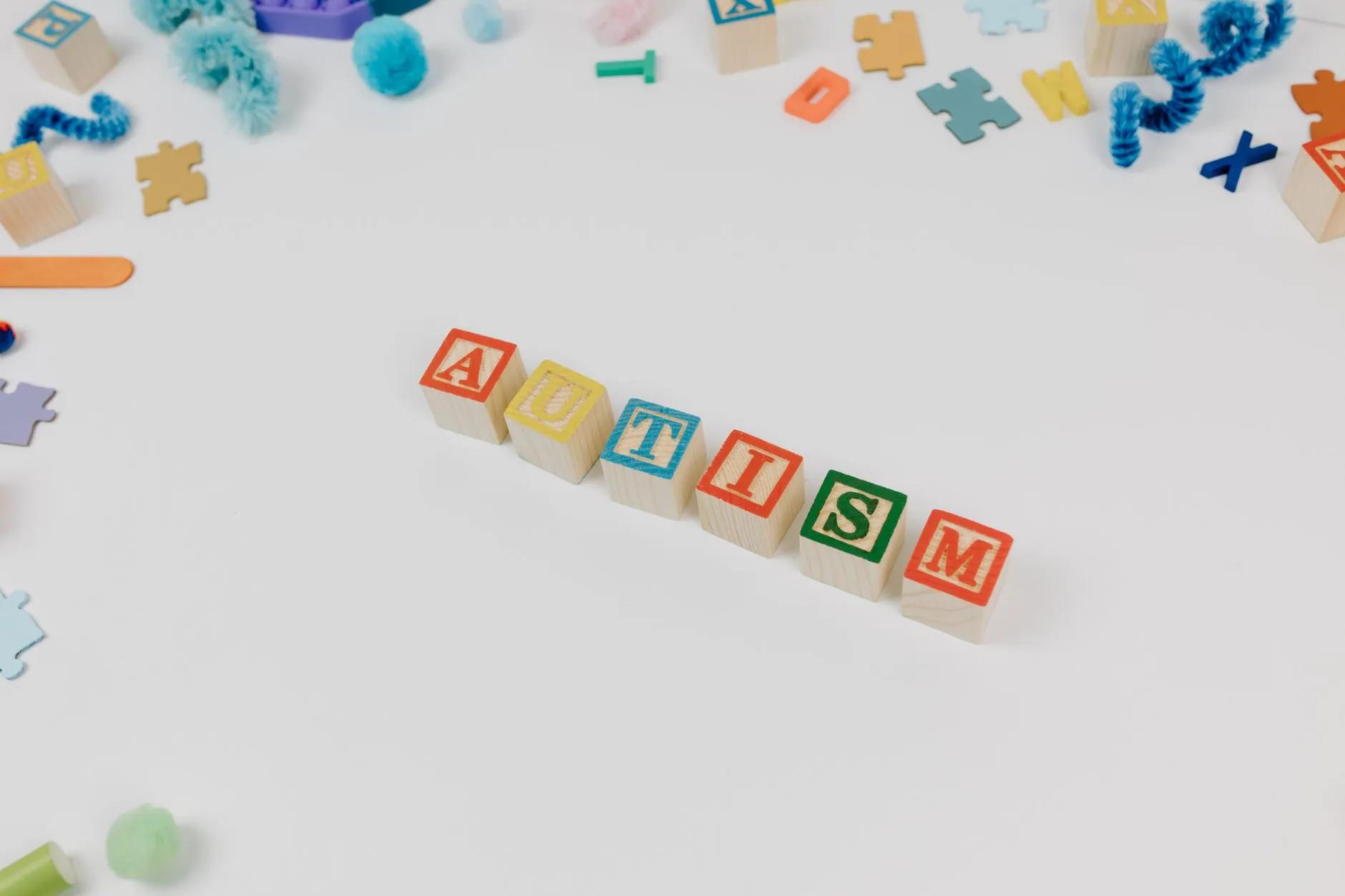 喷绘写真与UV打印技术对比：广告制作效果与成本评估