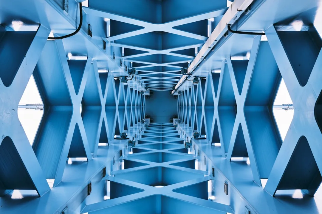广告喷绘写真质量管控要点：从墨水选择到后期处理的完整流程