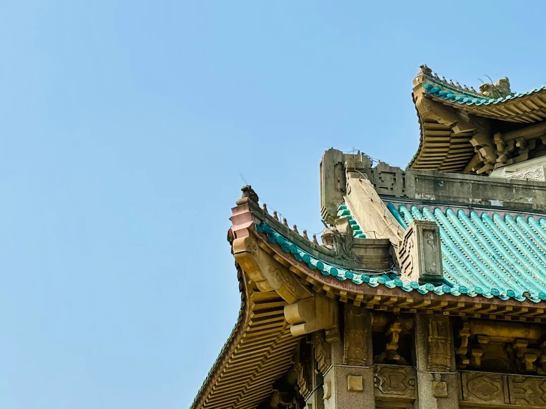 重庆喷绘写真UV打印与溶剂打印技术对比及选型建议